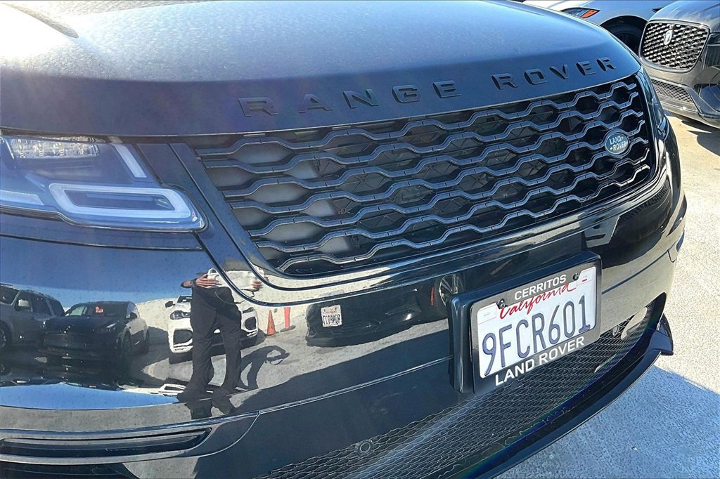 Used 2023 Land Rover Range Rover Velar R-Dynamic S image 31