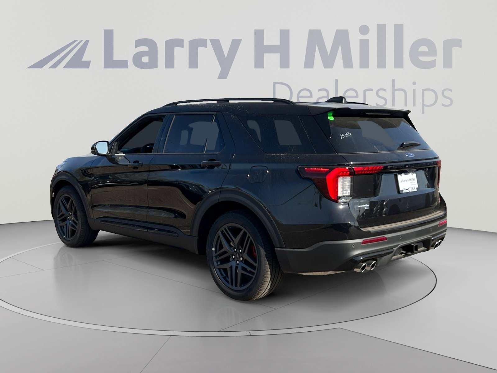 New 2026 Ford Explorer ST w/ Sun And Sound Package AWD/4WD image 3