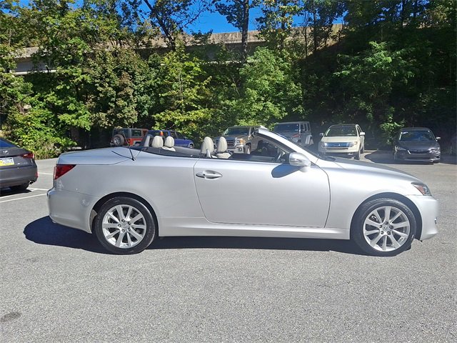 Used 2011 Lexus IS 250C image 9