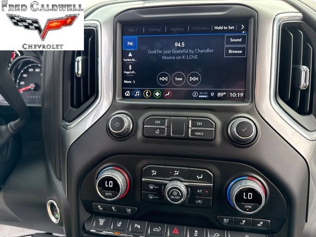 Used 2022 Chevrolet Silverado 2500 LTZ w/ LTZ Convenience Package AWD/4WD image 13