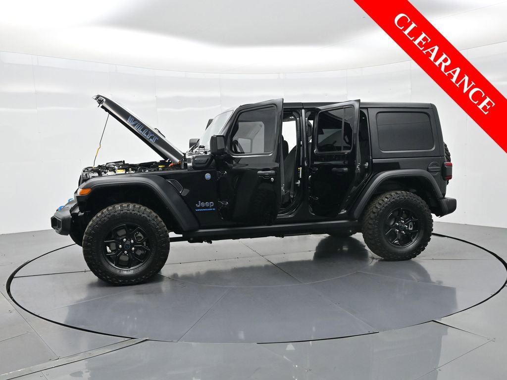 Used 2024 Jeep Wrangler Unlimited image 33