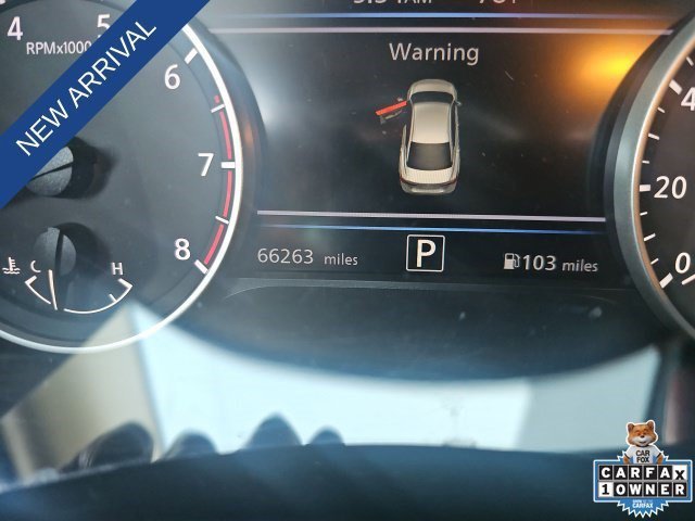 Used 2022 Nissan Sentra SR w/ SR Premium Package FWD image 5