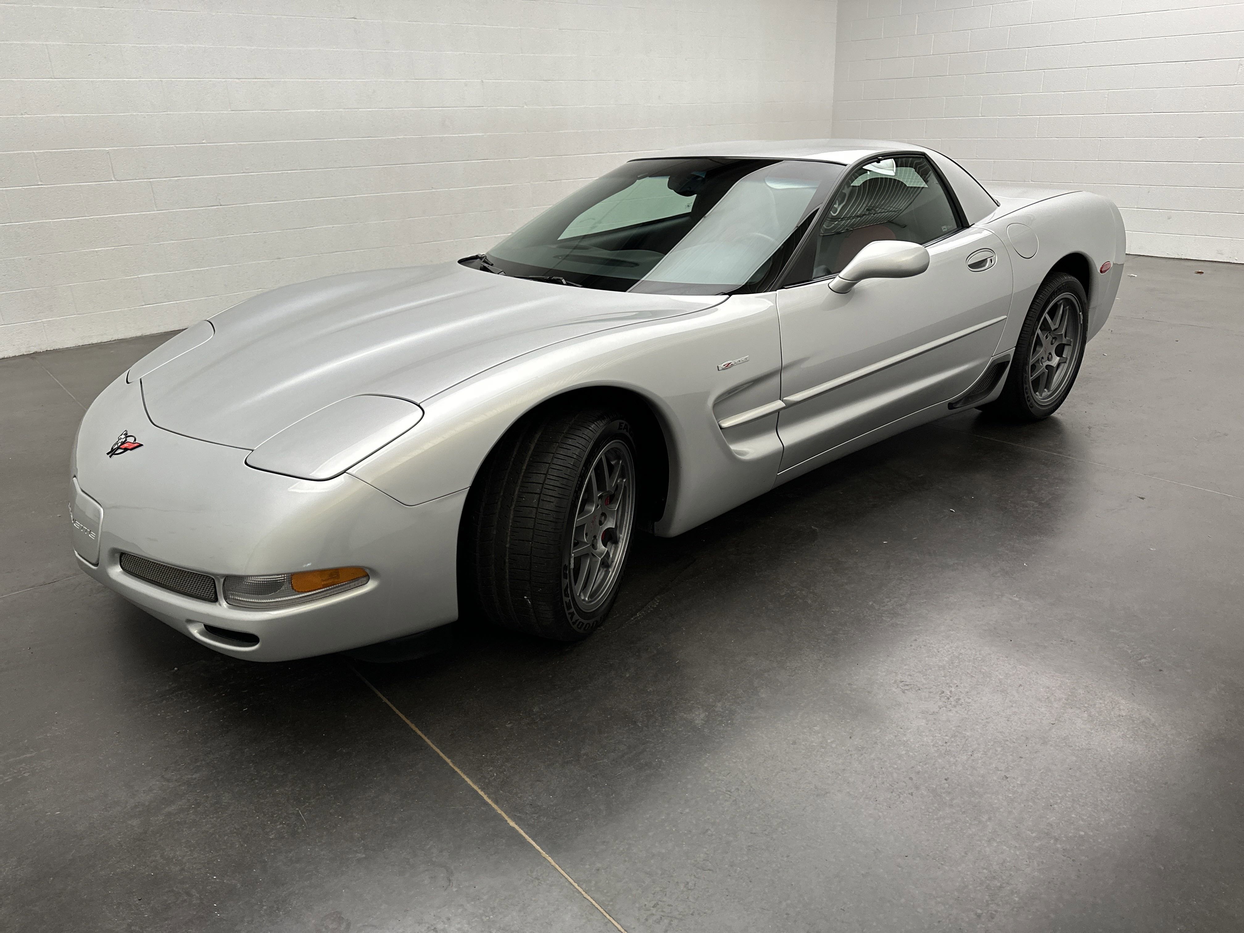 Used 2001 Chevrolet Corvette Z06 w/ Memory Pkg image 3