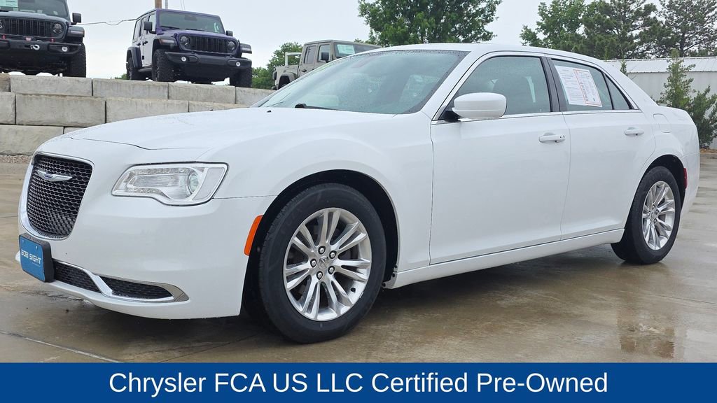 Used 2019 Chrysler 300 Touring w/ Quick Order Package 2EF
