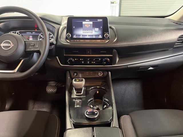 Used 2024 Nissan Rogue S AWD/4WD image 22