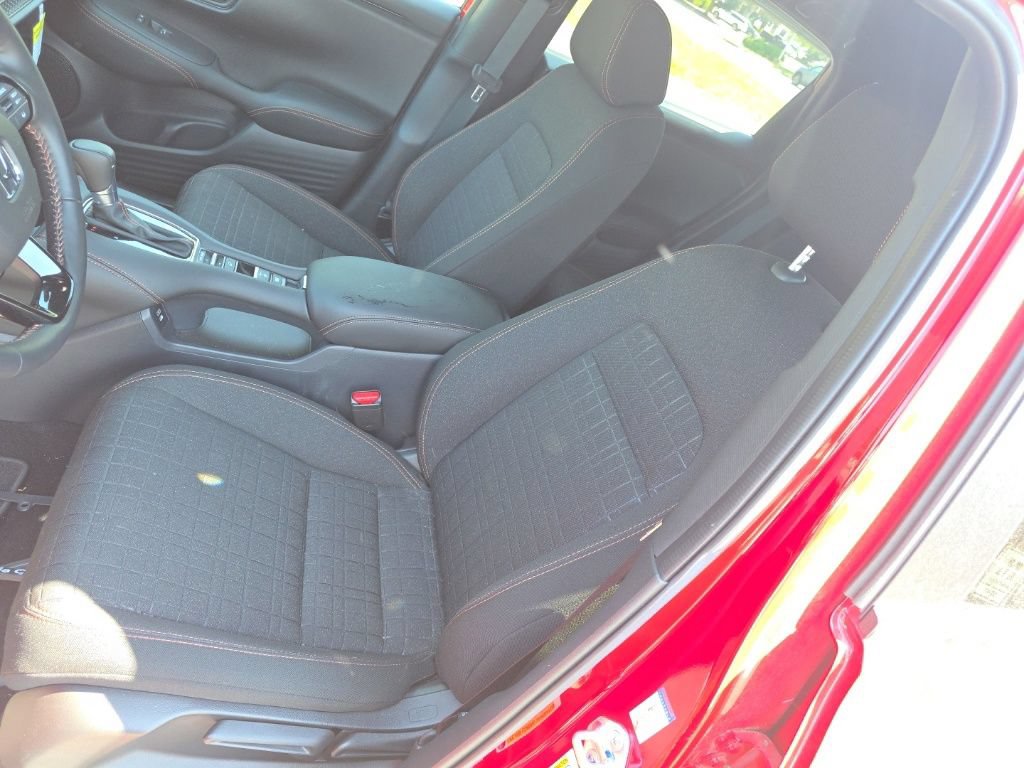 Certified 2025 Honda HR-V Sport image 10