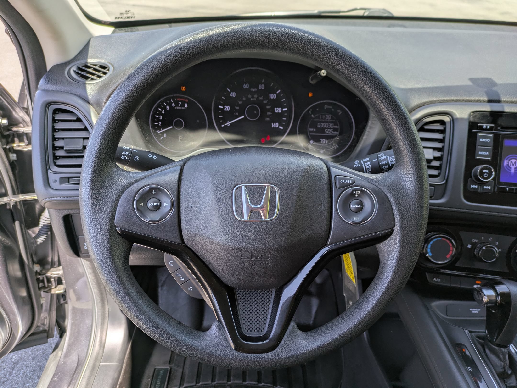 Used 2020 Honda HR-V LX image 9