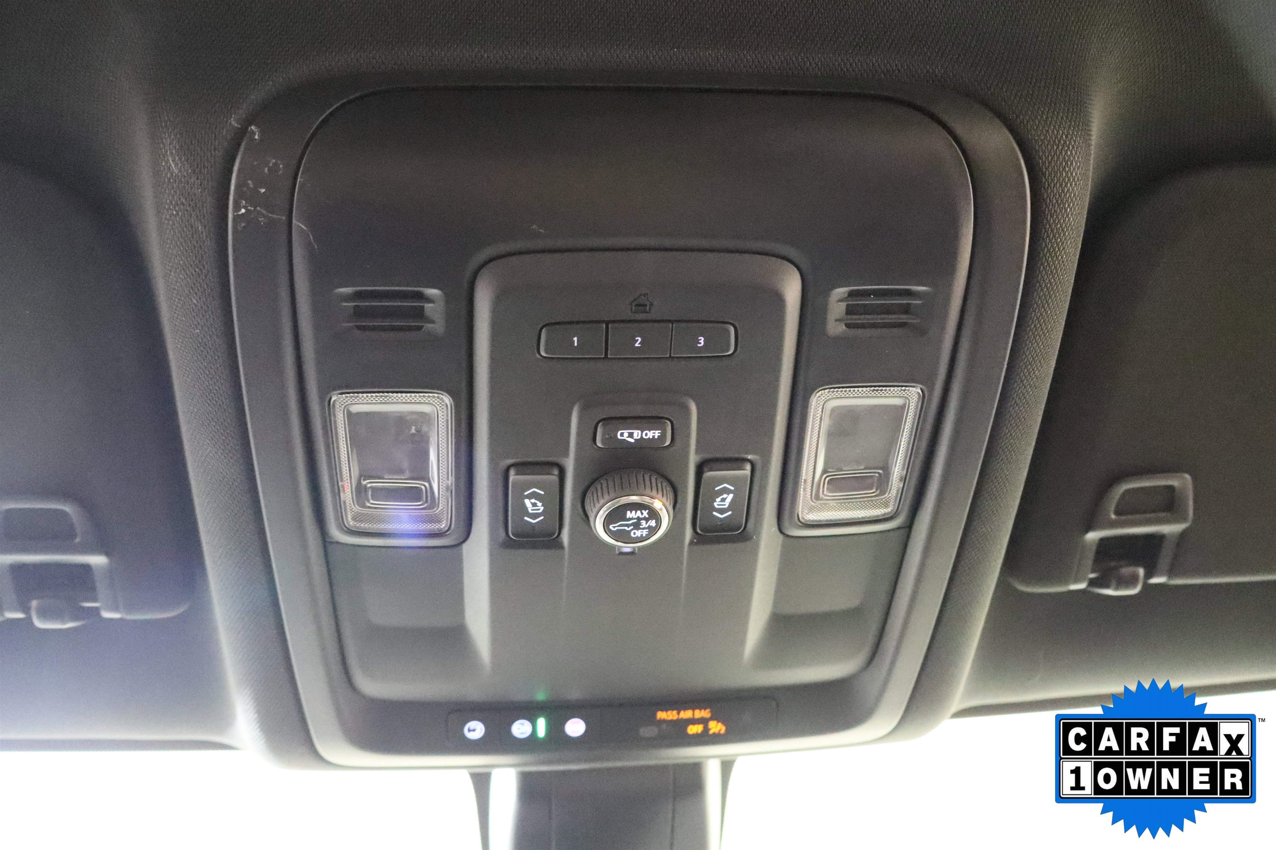 Used 2022 GMC Yukon AT4 w/ Technology Package image 27
