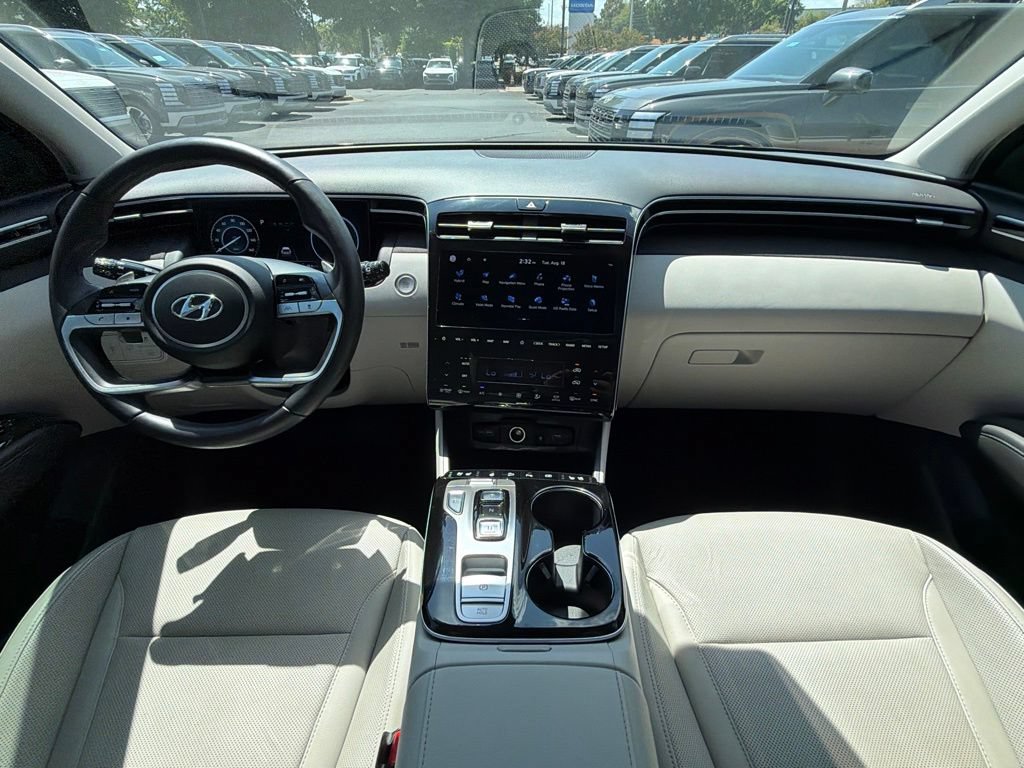 Certified 2024 Hyundai Tucson Limited AWD/4WD image 30