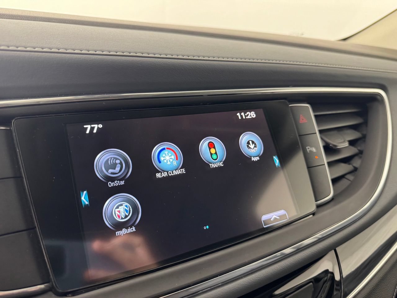 Used 2019 Buick Enclave Essence w/ LPO, Luxury Package FWD image 17