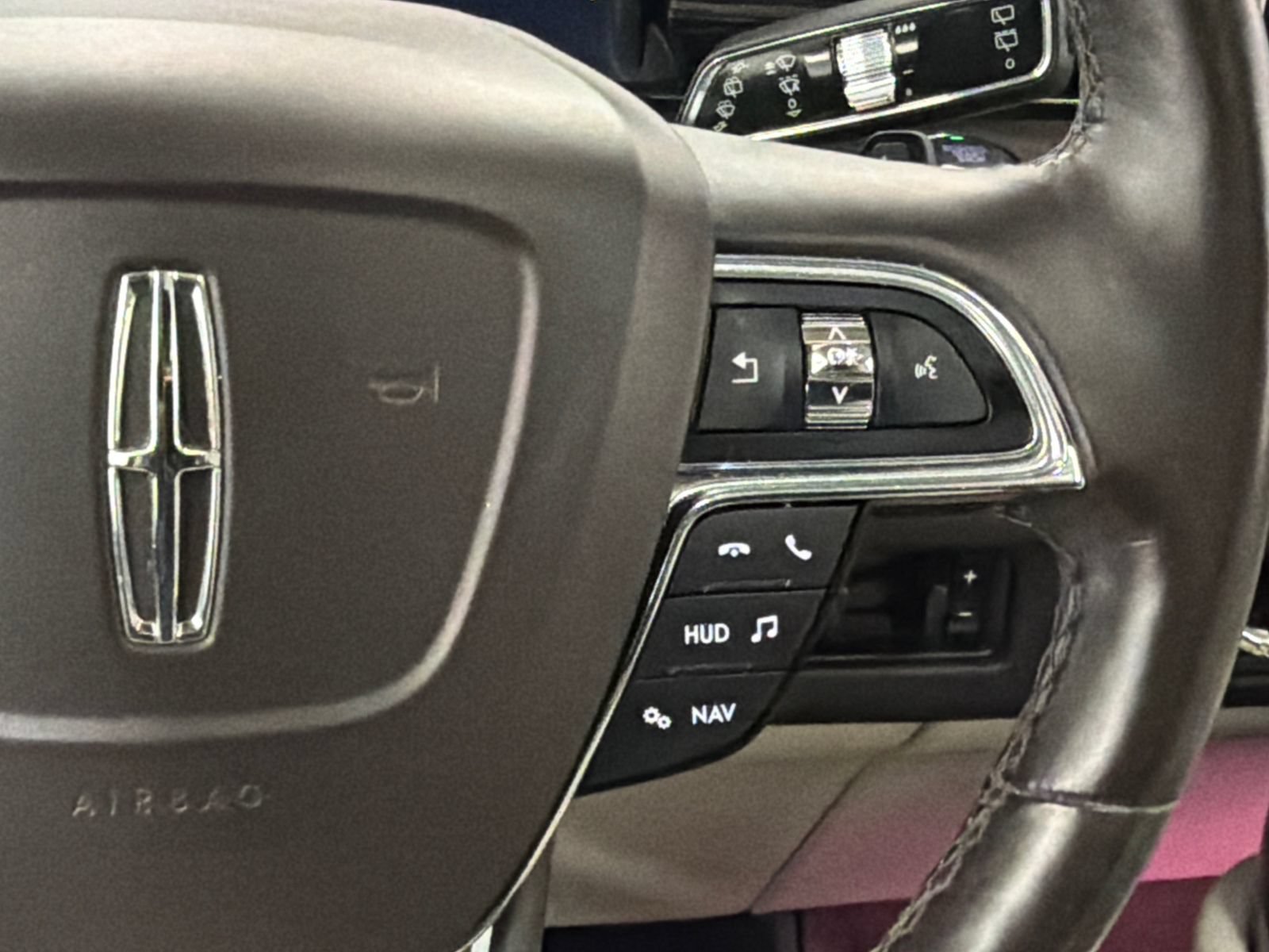 Used 2021 Lincoln Navigator Black Label AWD/4WD image 25