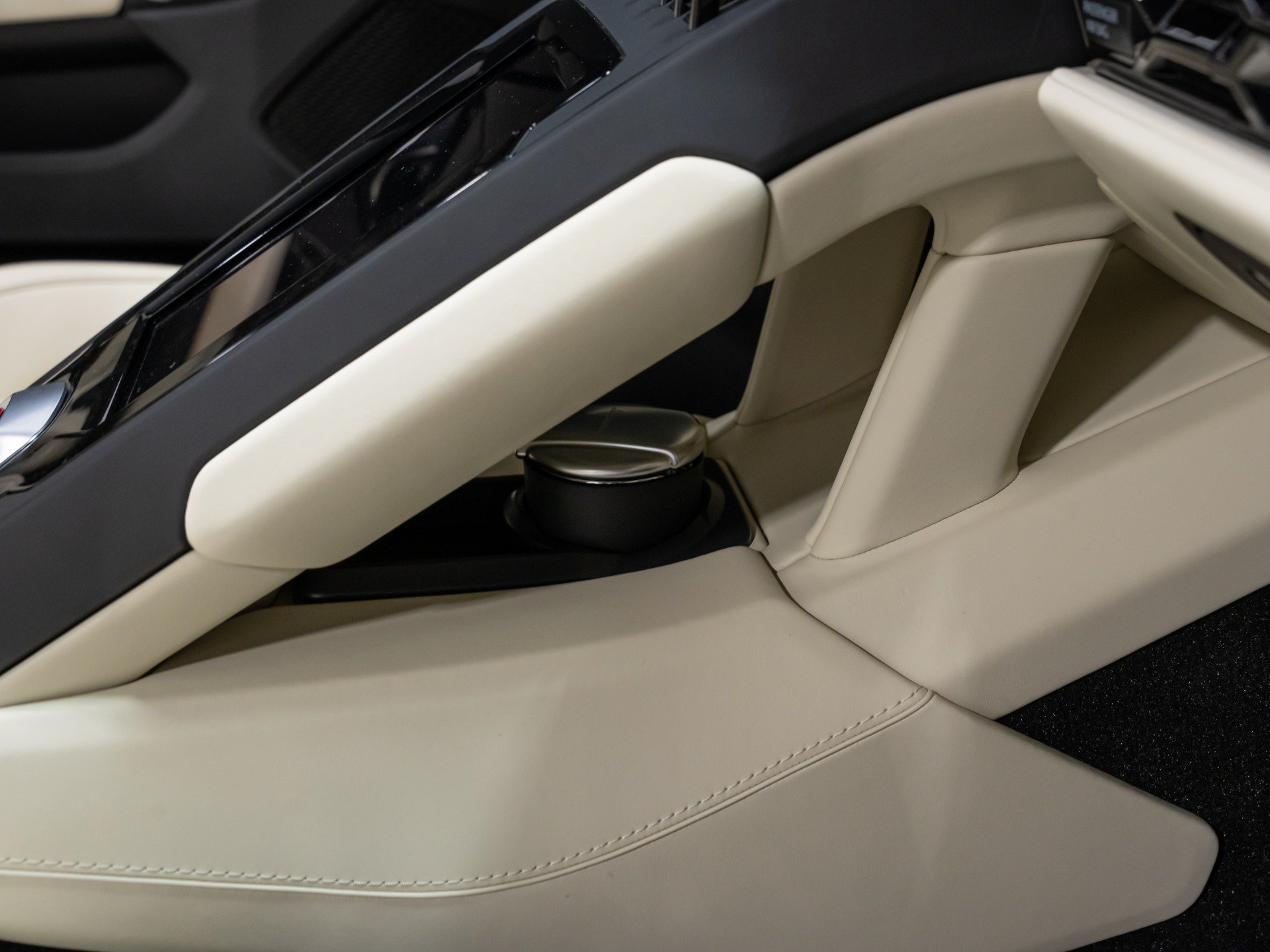 Used 2024 Lamborghini Huracan EVO AWD/4WD image 82