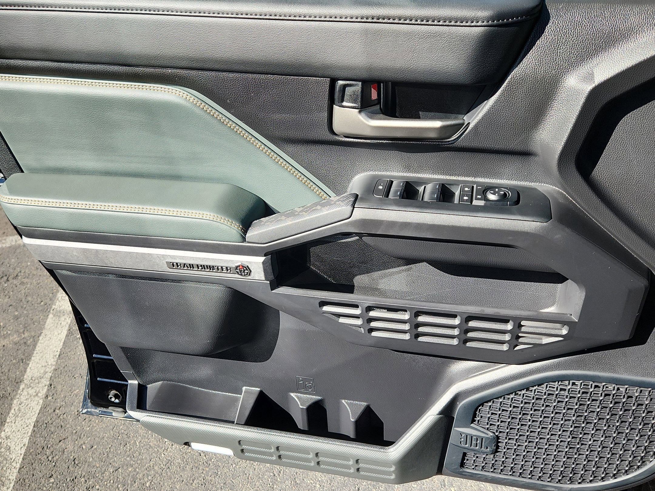 Used 2024 Toyota Tacoma 4x4 Double Cab Hybrid image 10