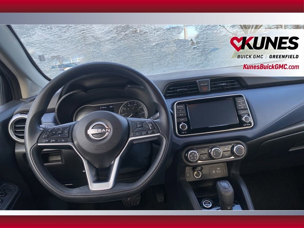 Used 2023 Nissan Versa SV image 35