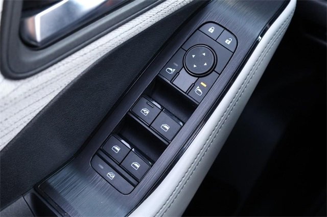 Certified 2023 Nissan Rogue SV image 17