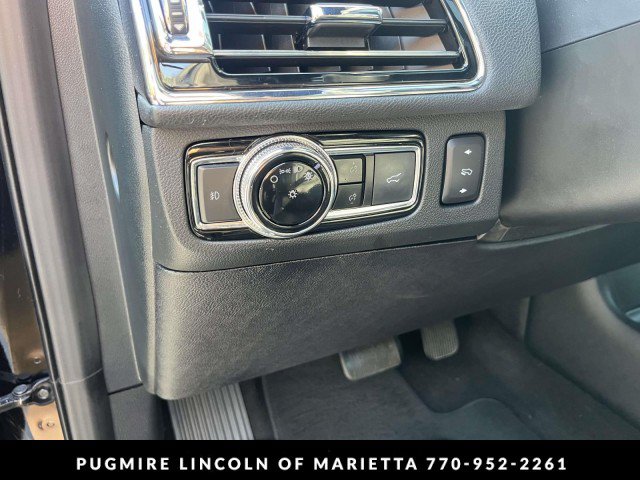 Used 2021 Lincoln Navigator Reserve w/ Luxury Package AWD/4WD image 30