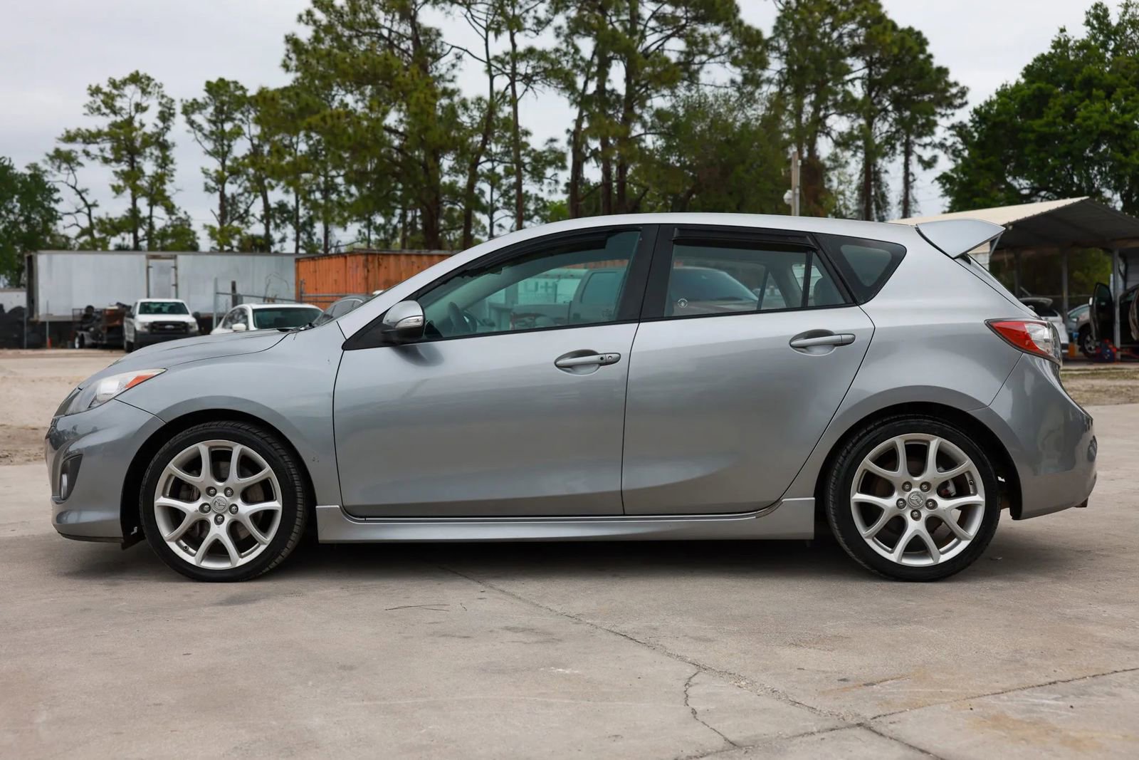 Used 2011 MAZDA MAZDASPEED3 Sport w/ Mazdaspeed Tech Pkg FWD image 3