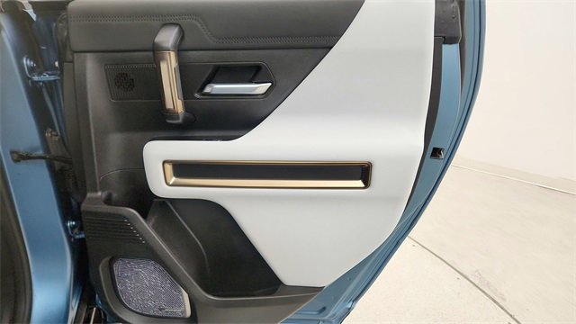 Used 2024 GMC Hummer EV 3X w/ Omega Edition image 27