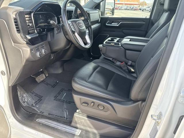 Used 2025 GMC Sierra 2500 SLT AWD/4WD image 14