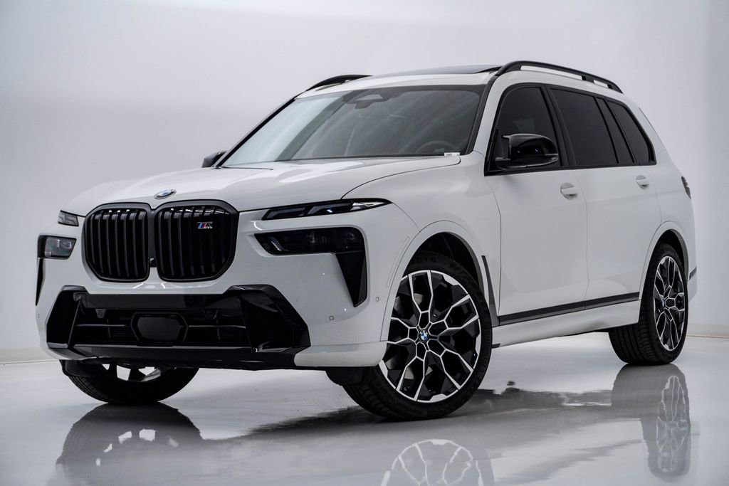 Used 2026 BMW X7 M60i w/ Executive Package image 1
