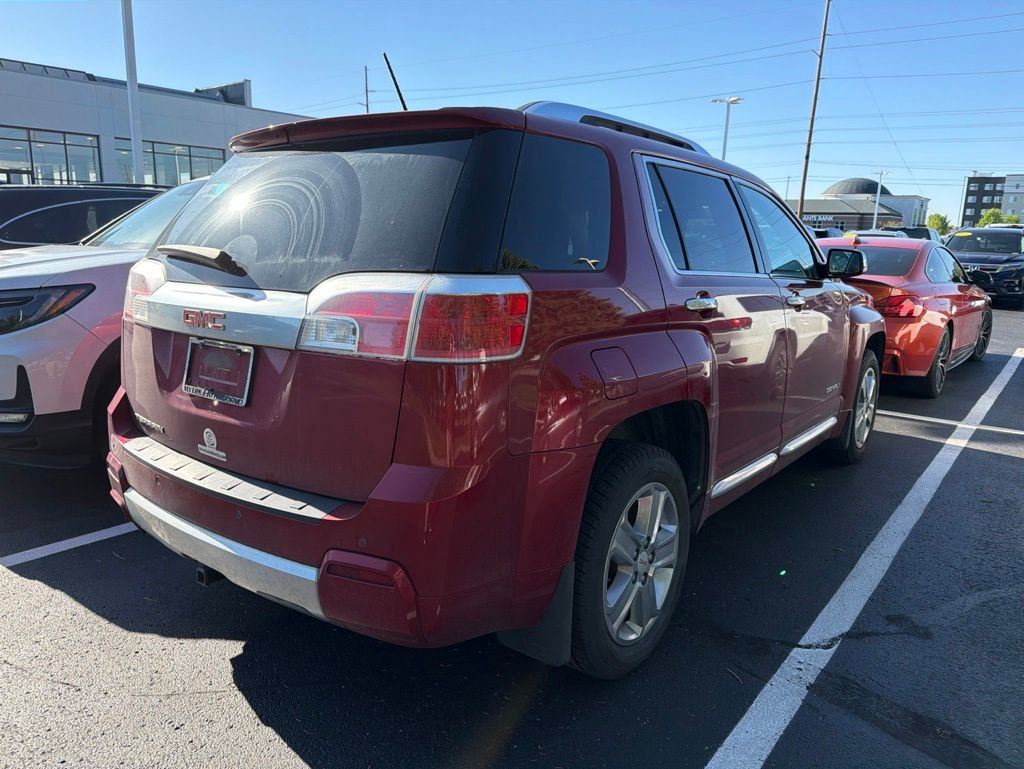 Used 2015 GMC Terrain Denali w/ LPO, Protection Package FWD image 3