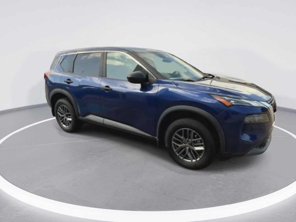Used 2023 Nissan Rogue S FWD image 2