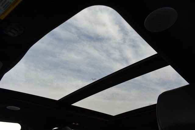 Used 2023 Ford F150 Lariat w/ Equipment Group 502A High image 44