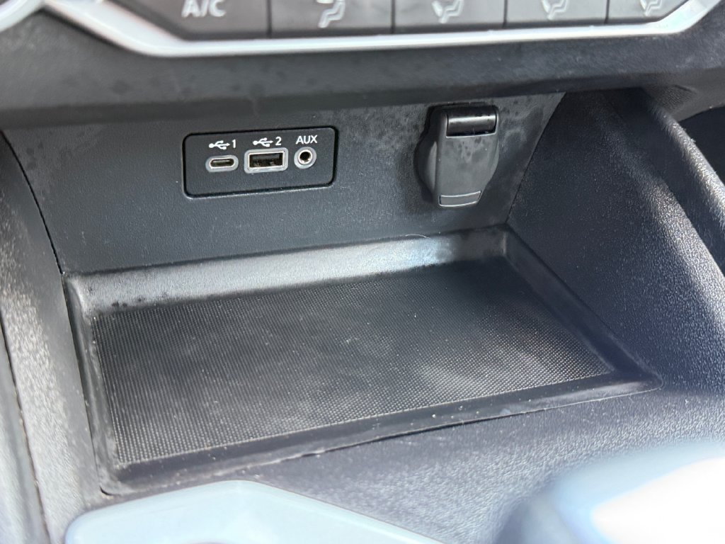Used 2025 Nissan Altima 2.5 SV FWD image 36