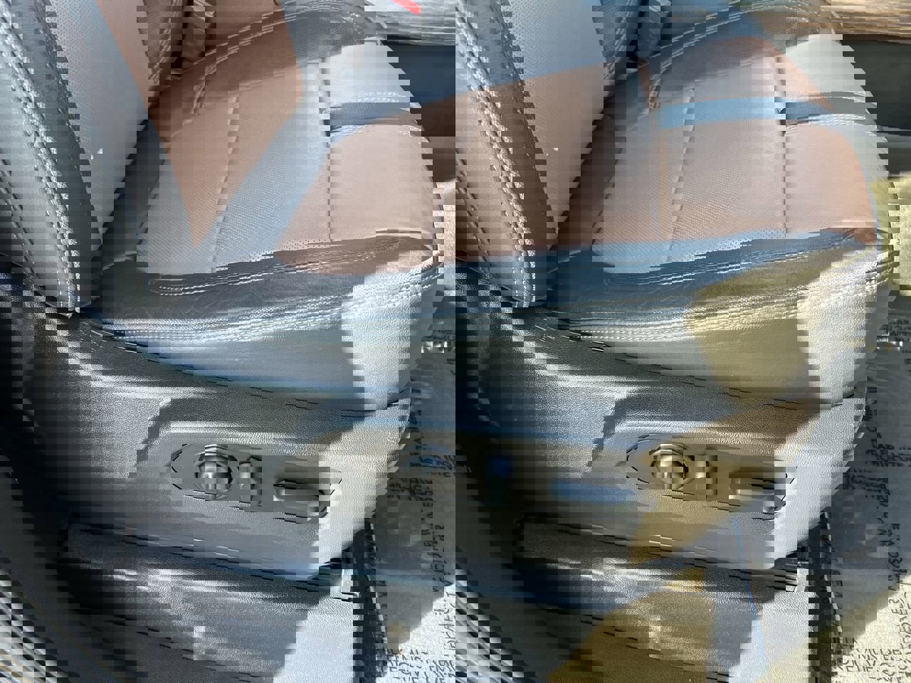 Used 2022 Chevrolet Silverado 2500 High Country w/ Z71 Off-Road Package image 16