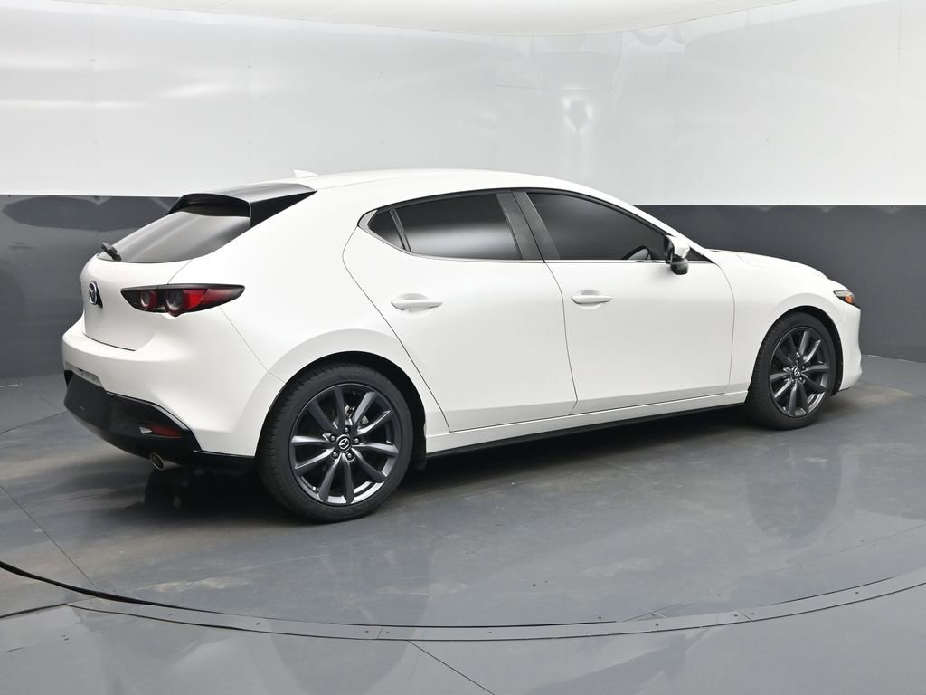 Used 2019 MAZDA MAZDA3 Hatchback w/ Preferred Package image 3