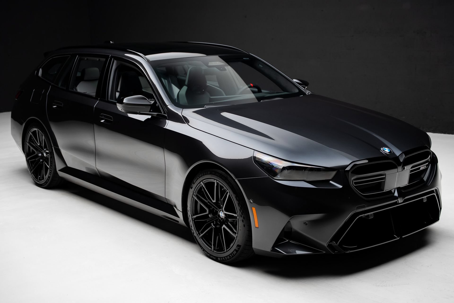 Used 2027 BMW M5 Touring AWD/4WD image 42