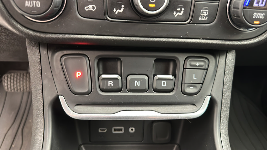 Used 2020 GMC Terrain SLE w/ Driver Convenience Package AWD/4WD image 22