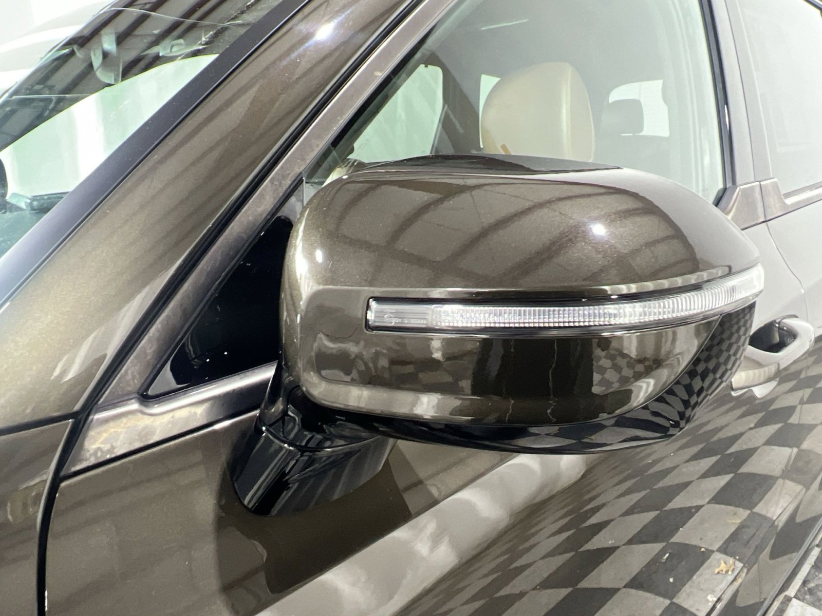 Used 2021 Kia Telluride SX w/ SX Prestige Package image 14