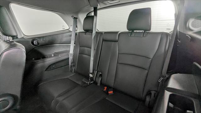 Used 2022 Honda Pilot Touring image 19