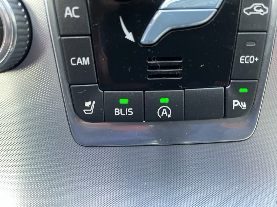 Used 2017 Volvo V60 T5 Premier w/ Convenience Package image 13