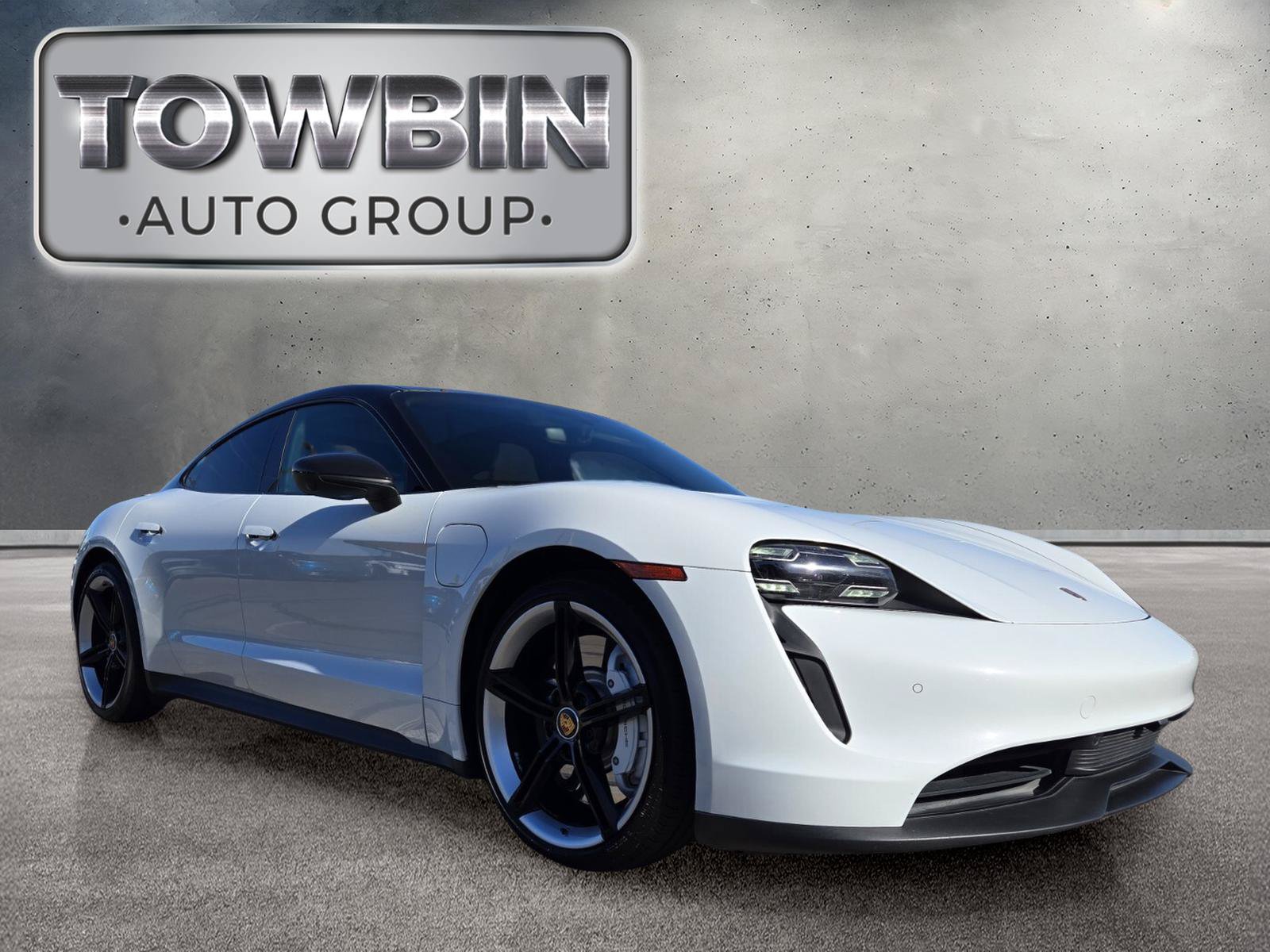 Used 2021 Porsche Taycan 4S w/ Premium Package AWD/4WD image 2