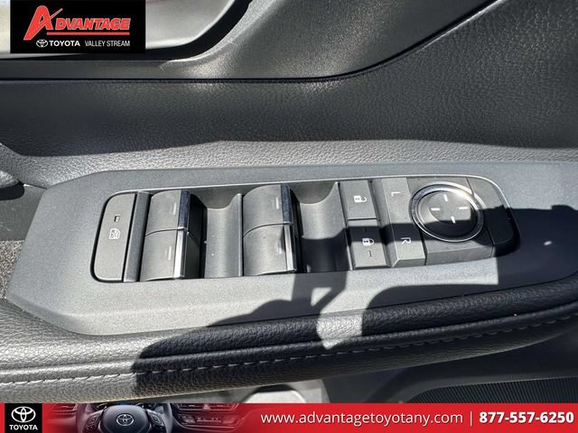 Certified 2024 Toyota Grand Highlander AWD image 23