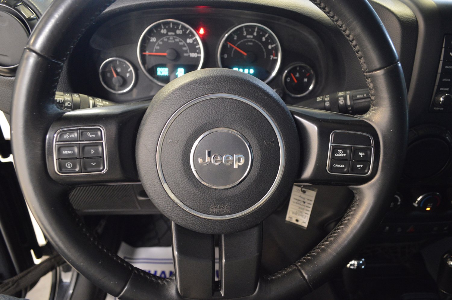 Used 2017 Jeep Wrangler Unlimited Sahara image 17