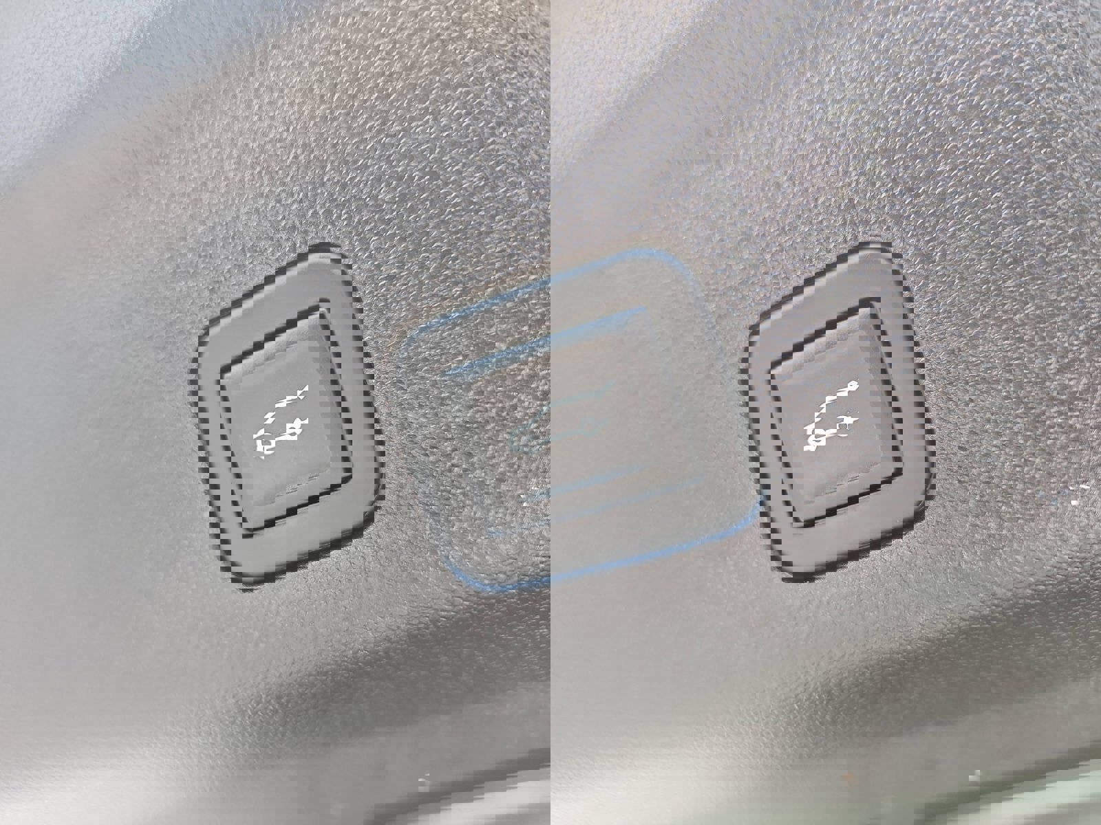 Used 2024 Chevrolet Tahoe LT w/ LT Signature Package image 13