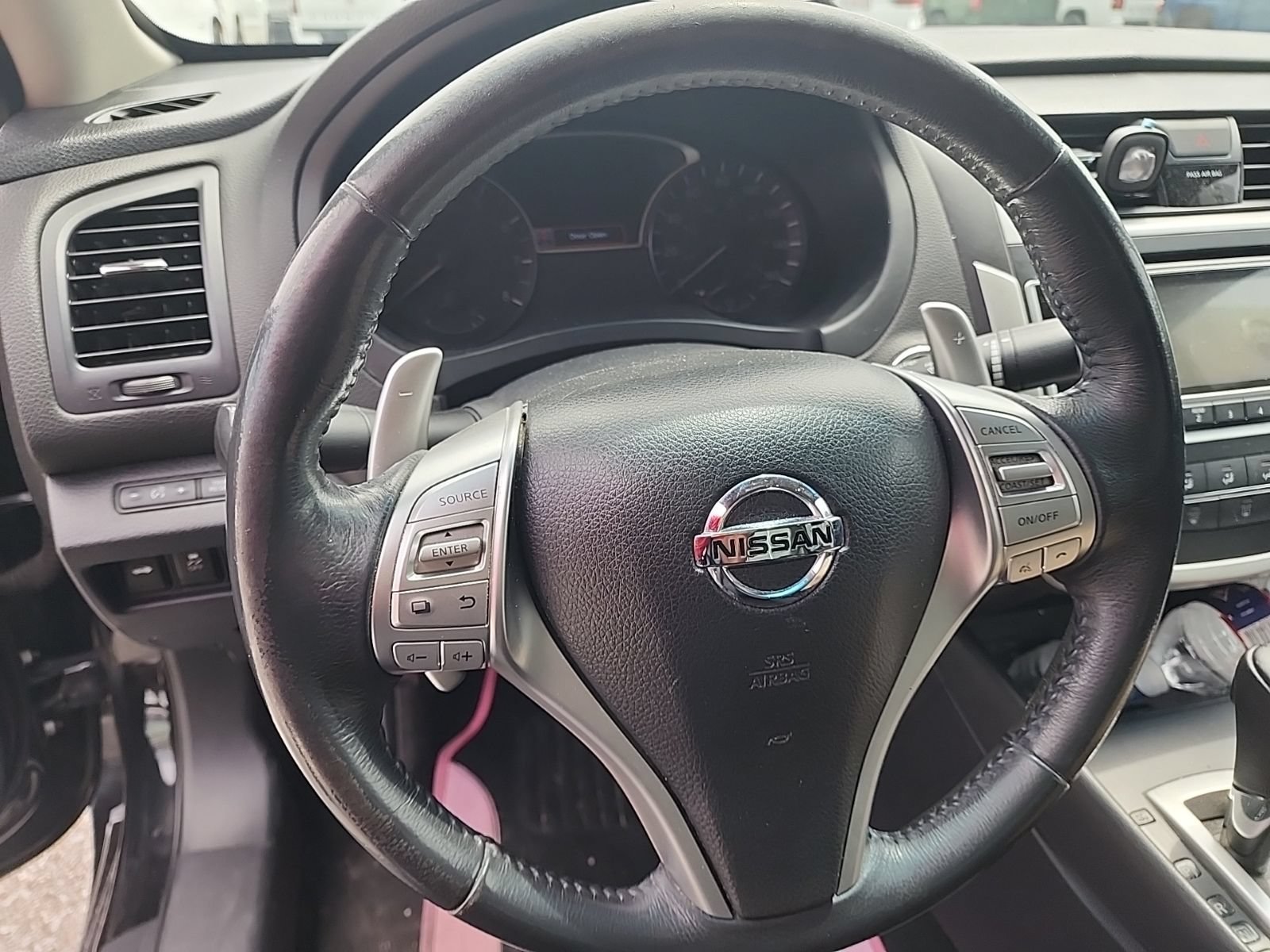 Used 2017 Nissan Altima 2.5 SR w/ Midnight Edition Package FWD image 14