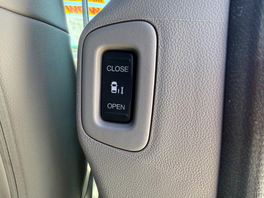 Used 2015 Honda Odyssey EX-L image 41