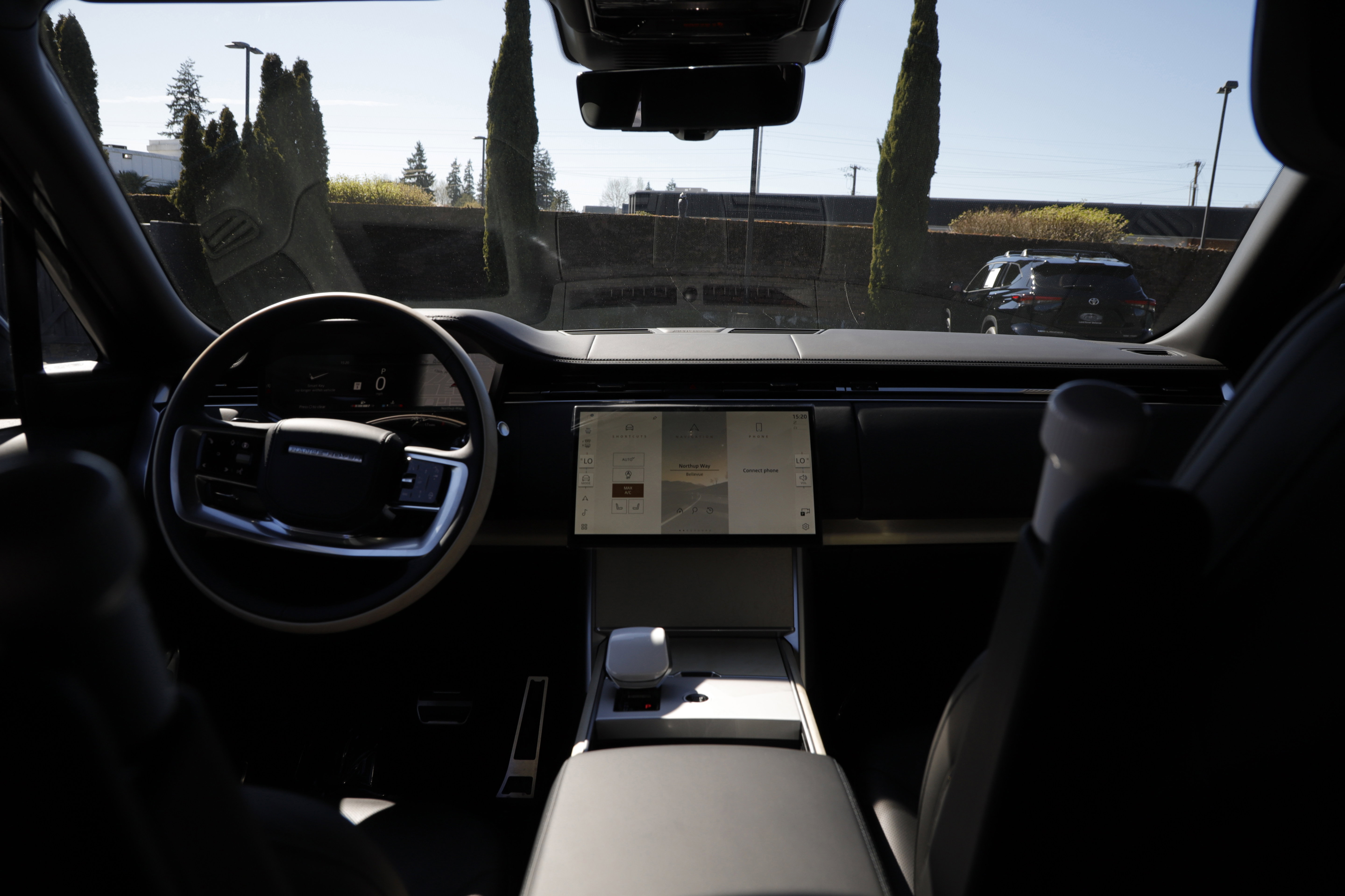 New 2026 Land Rover Range Rover SV AWD/4WD image 14