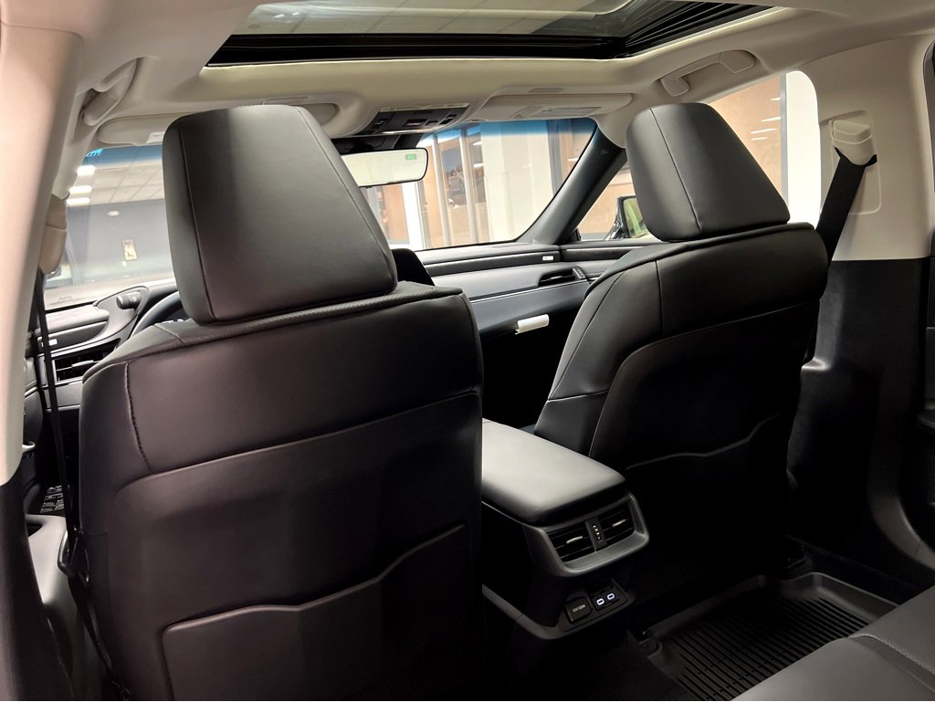 New 2025 Lexus ES 350 w/ Premium Package image 19