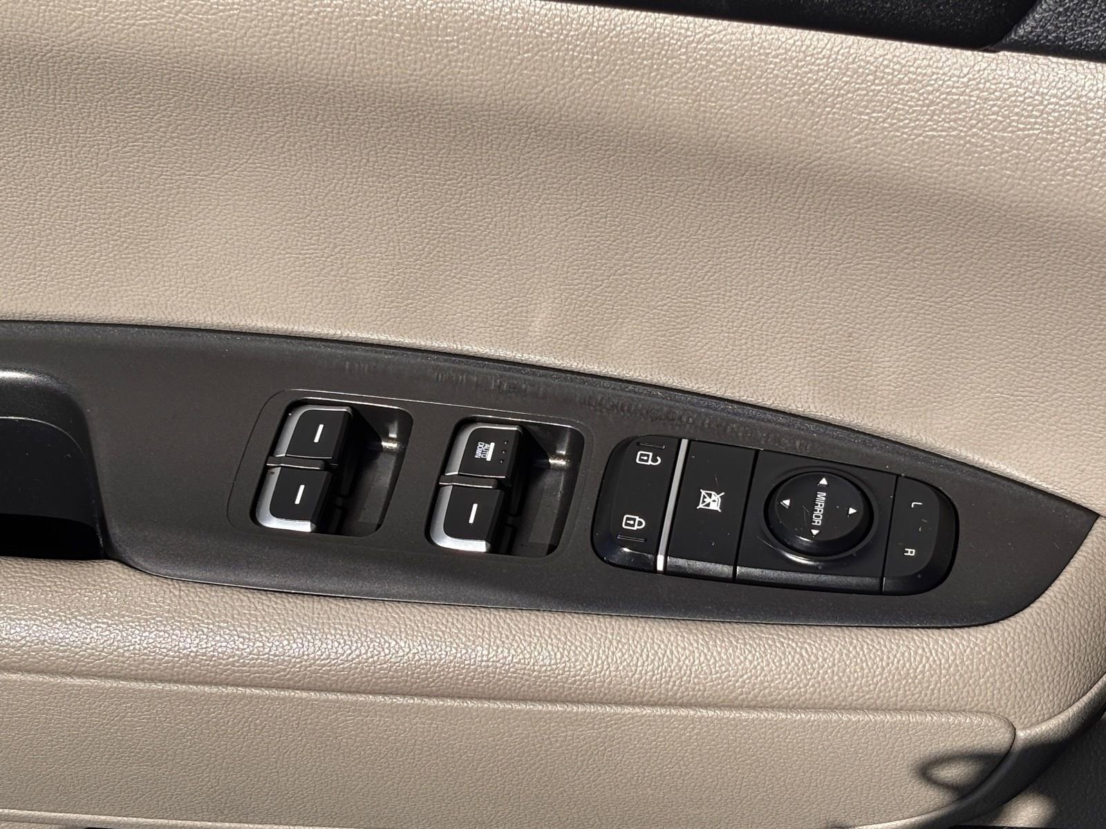 Used 2016 Kia Optima LX FWD image 20
