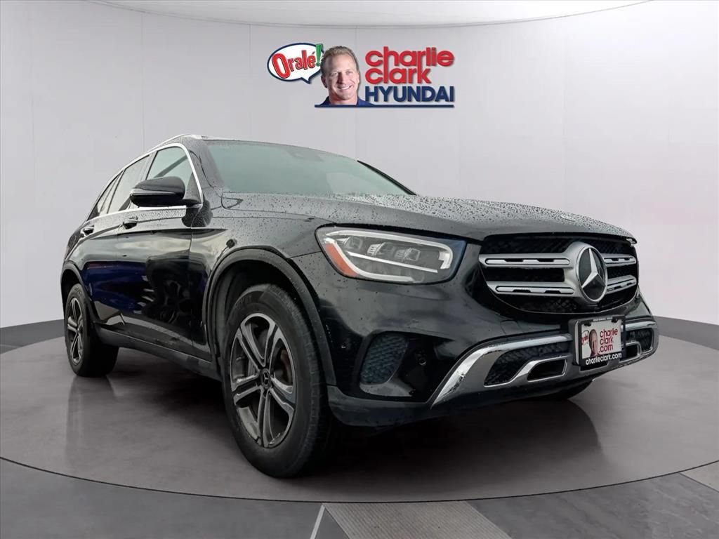 Used 2022 Mercedes-Benz GLC 300 image 4