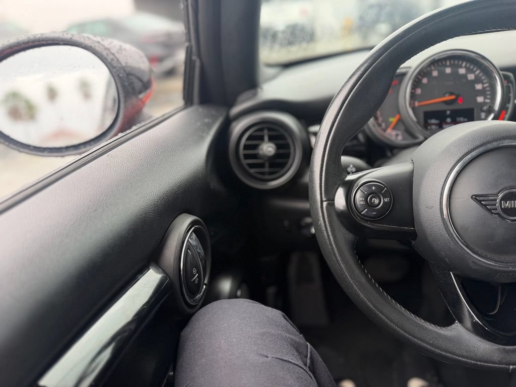 Used 2021 MINI Cooper Convertible FWD image 7