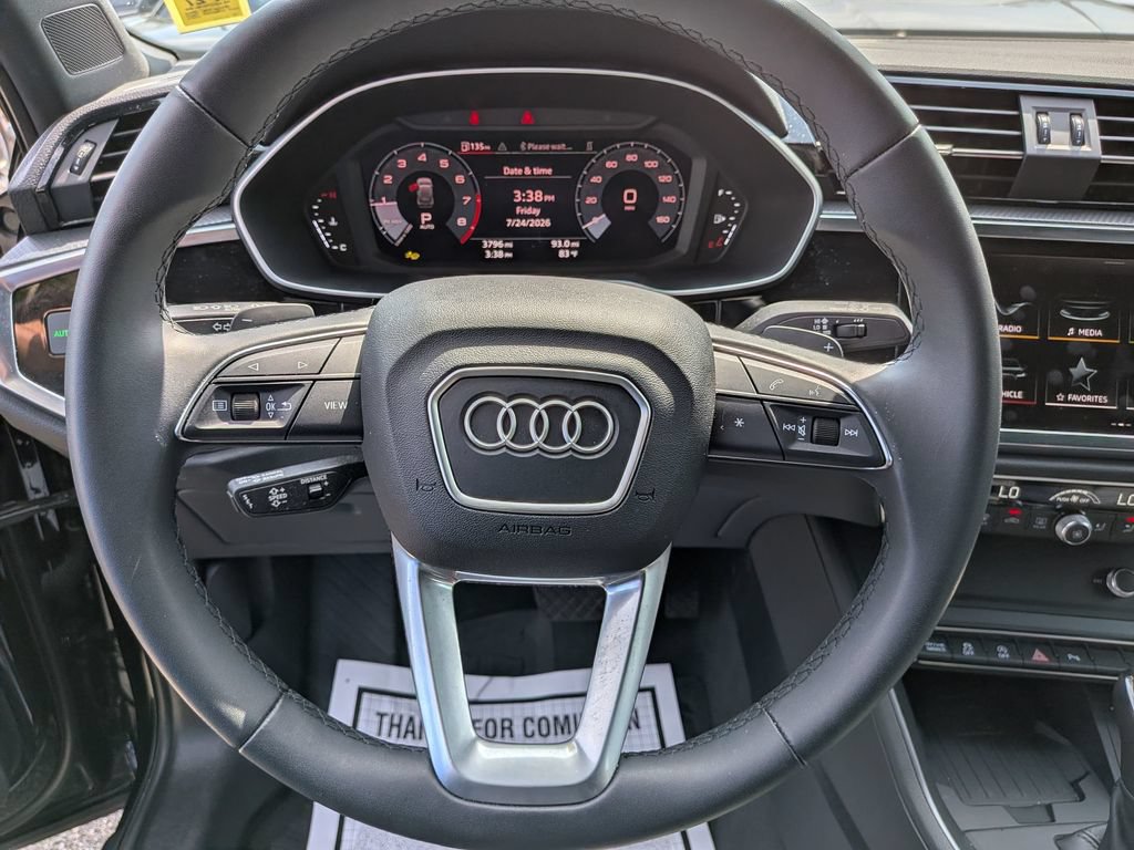 Used 2025 Audi Q3 2.0T Premium AWD/4WD image 15