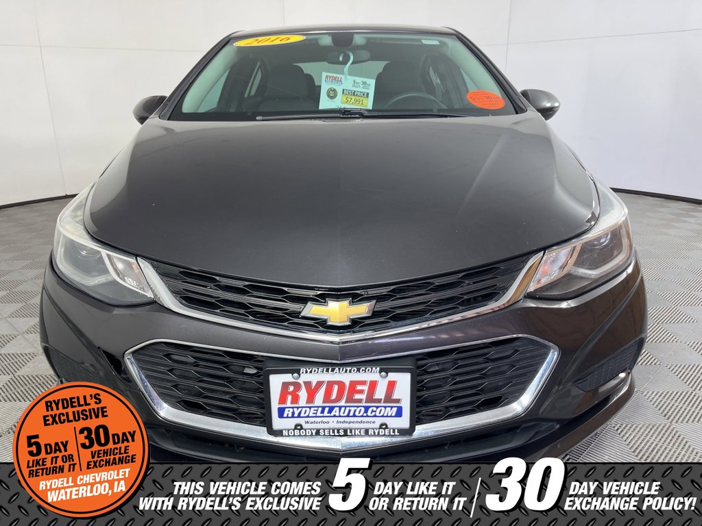 Certified 2016 Chevrolet Cruze LT w/ Convenience Package image 12