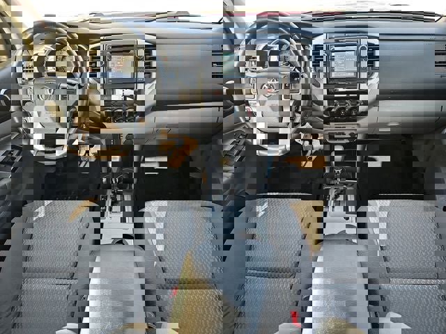 Used 2013 Toyota Tacoma PreRunner image 9