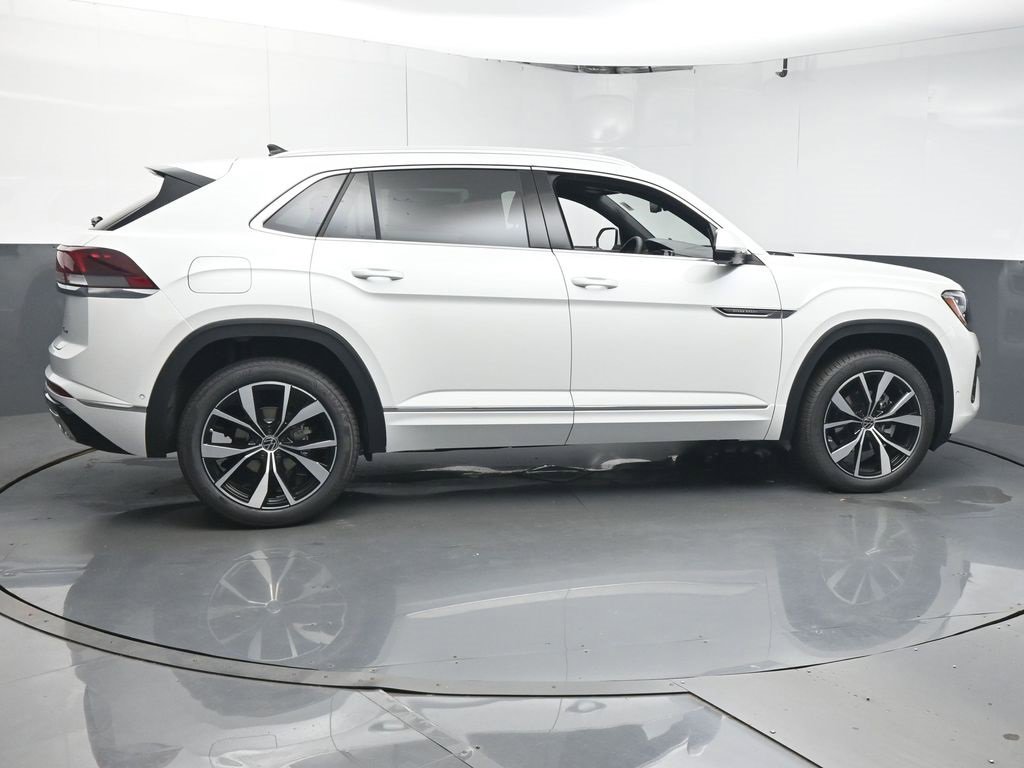 New 2025 Volkswagen Atlas Cross Sport SEL Premium R-Line image 8